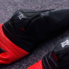 Mono XFour Adulto Rojo Flúor, Blanco y Negro – Protección y estilo en circuito Mono XFour Adulto Rojo Flúor, Blanco y Negro – Protección y estilo en circuito