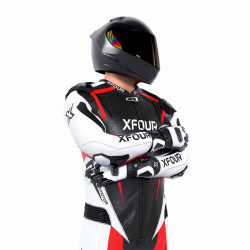 Mono XFour Adulto Rojo Flúor, Blanco y Negro – Protección y estilo en circuito